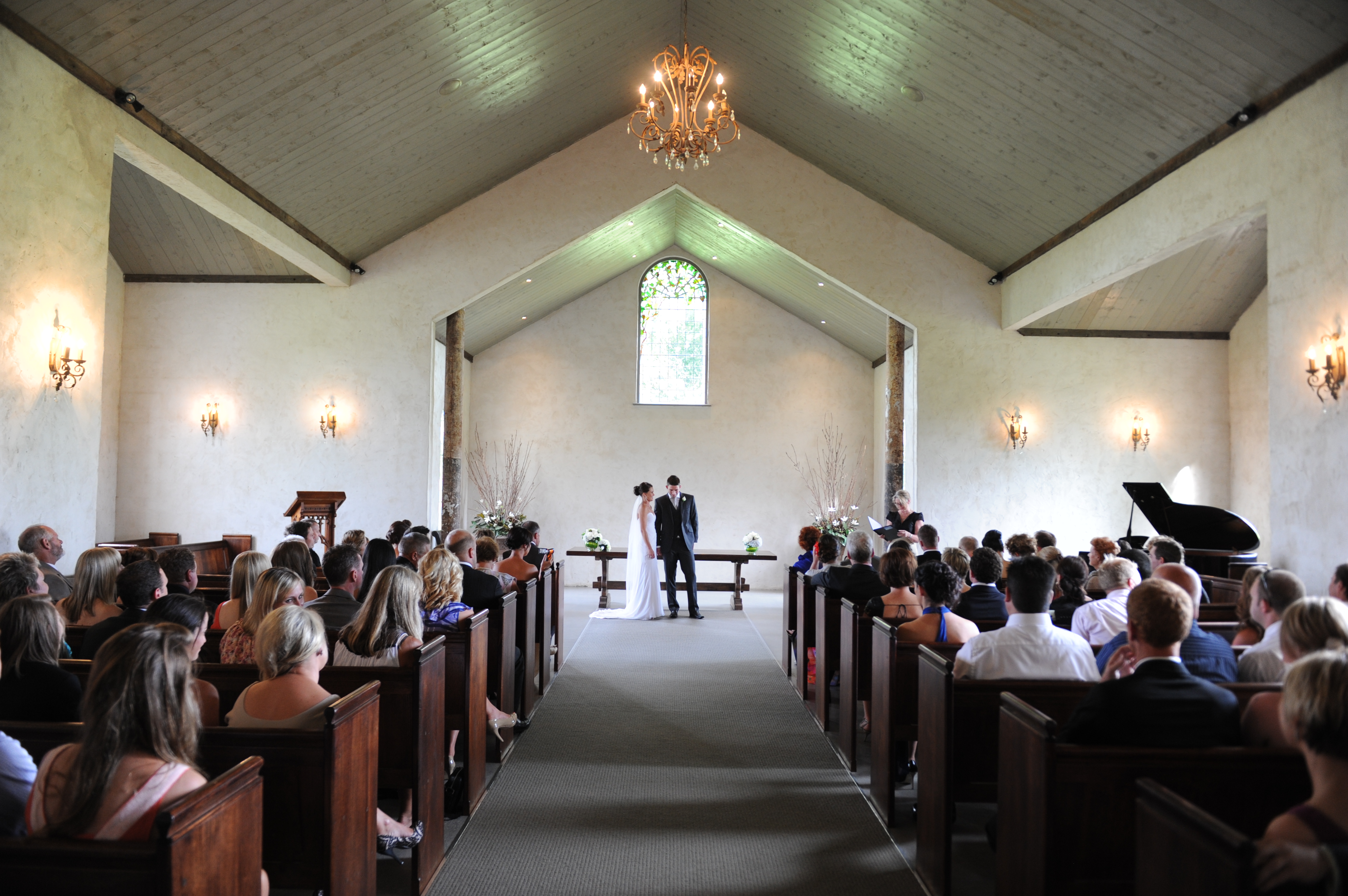 Weddings - ~/Content/Media/Weddings/DSC_6642.JPG)